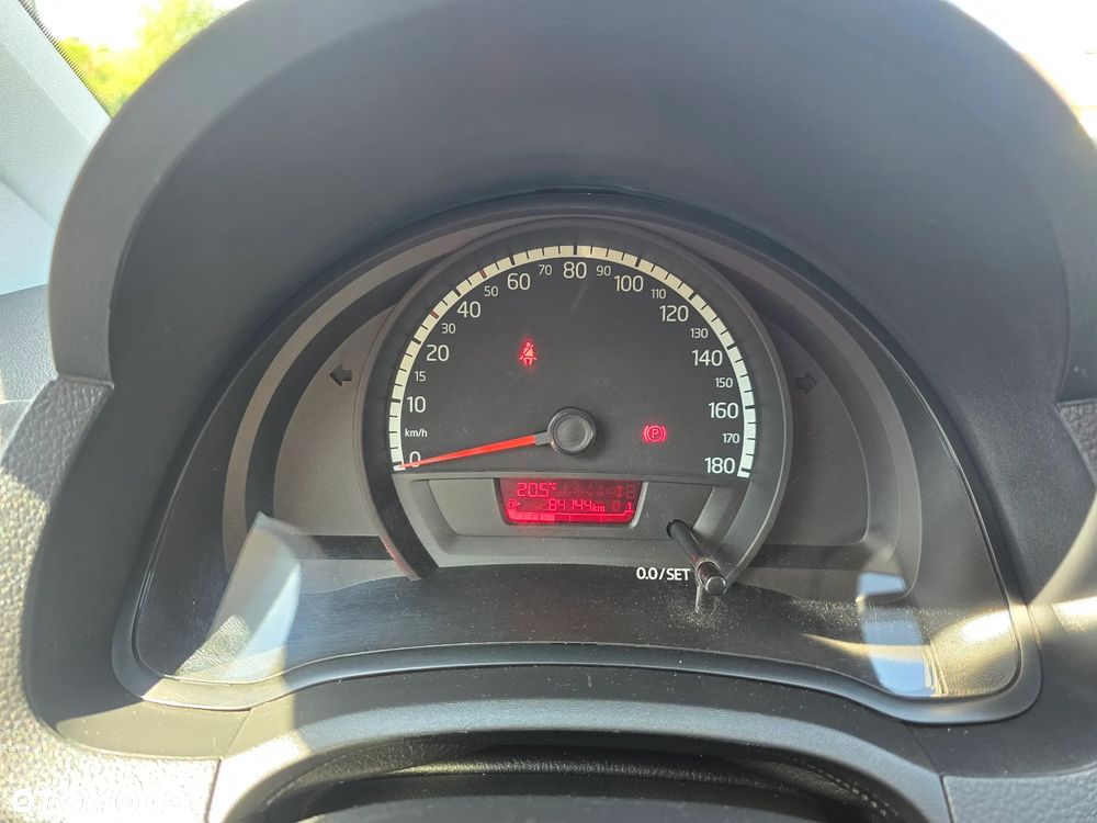 Volkswagen up! 1.0 Take - 18