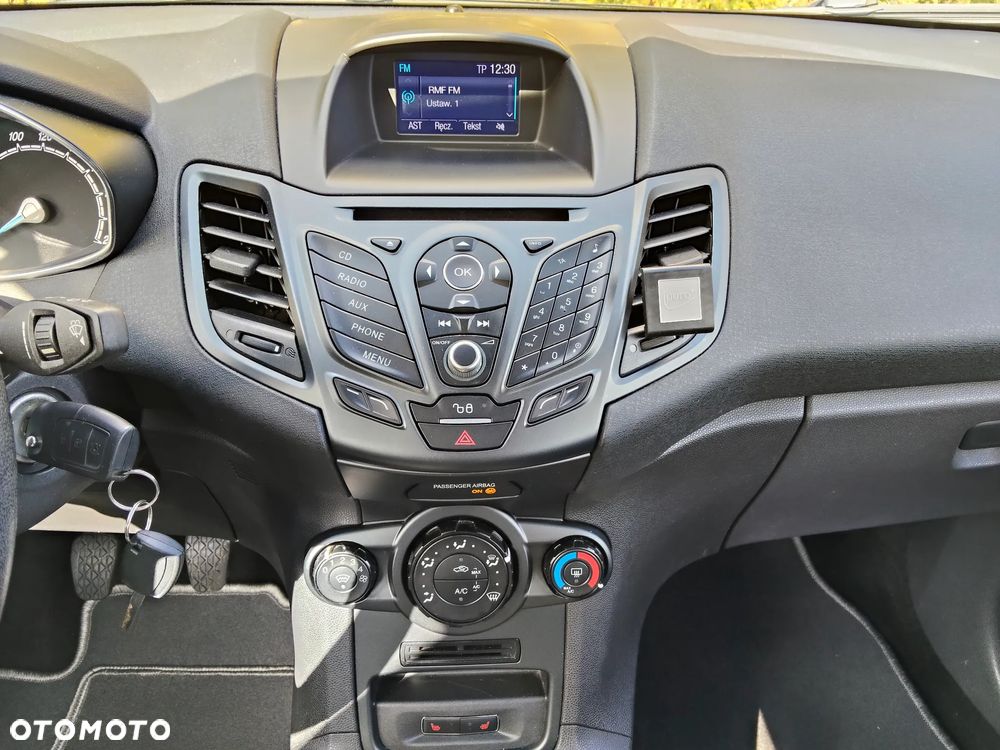 Ford Fiesta 1.0 EcoBoost Start-Stop SYNC Edition - 11