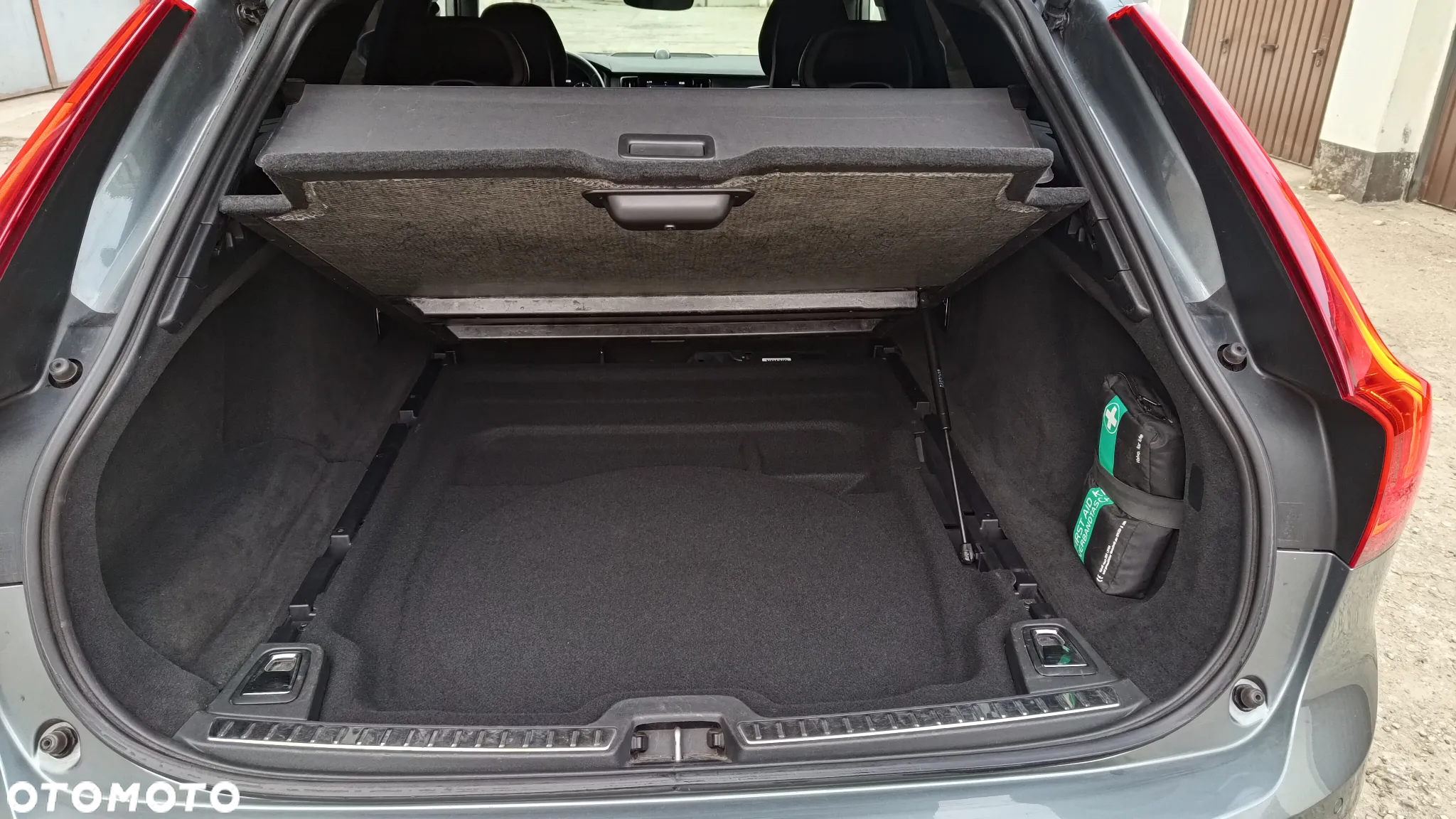Volvo V90 D4 Geartronic R Design - 15