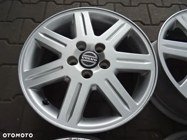 5x108x63,3  6,5Jx16 ET52,5 VOLWO Oryginalne 16 - 7