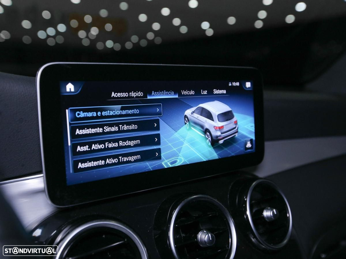Mercedes-Benz GLC 300 de 4Matic 9G-TRONIC AMG Line - 26
