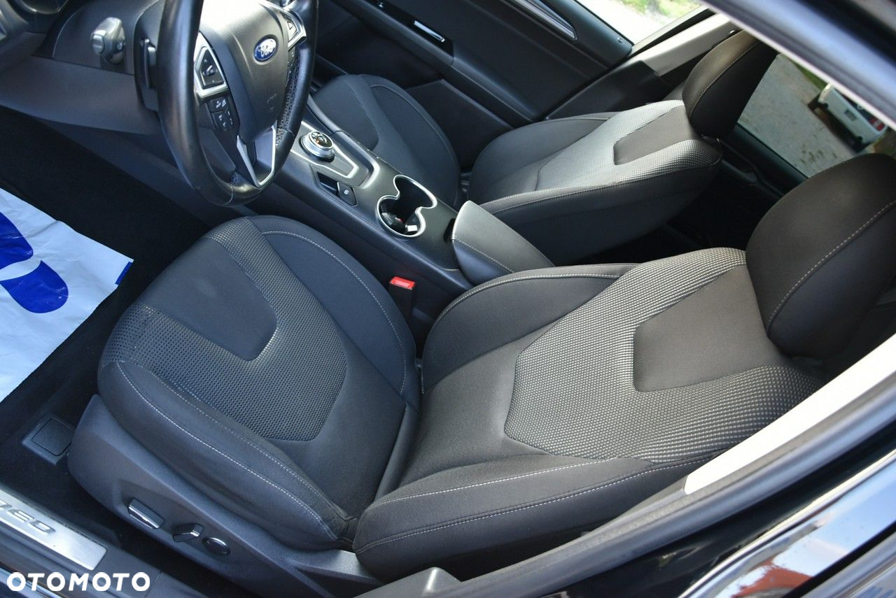 Ford Mondeo 2.0 EcoBlue Titanium - 35