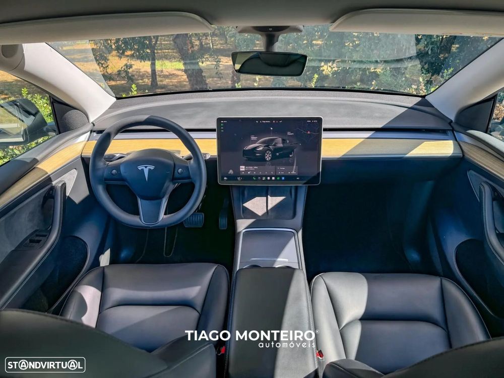 Tesla Model Y Tração Traseira — fotografia 41