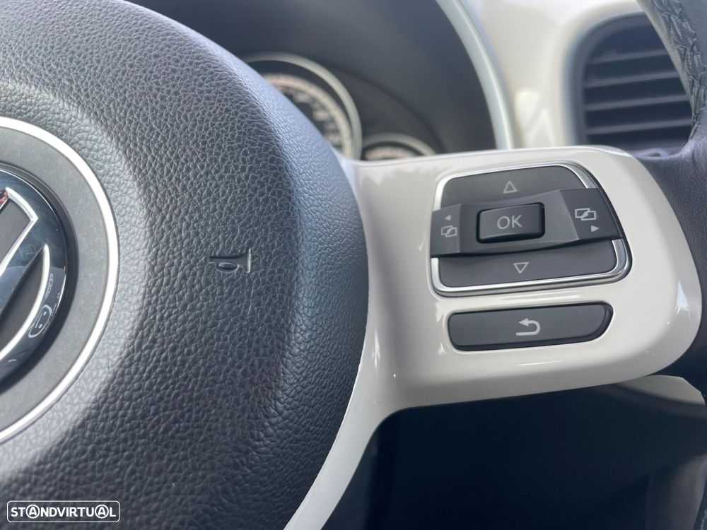 VW New Beetle 1.6 TDi DSG - 19