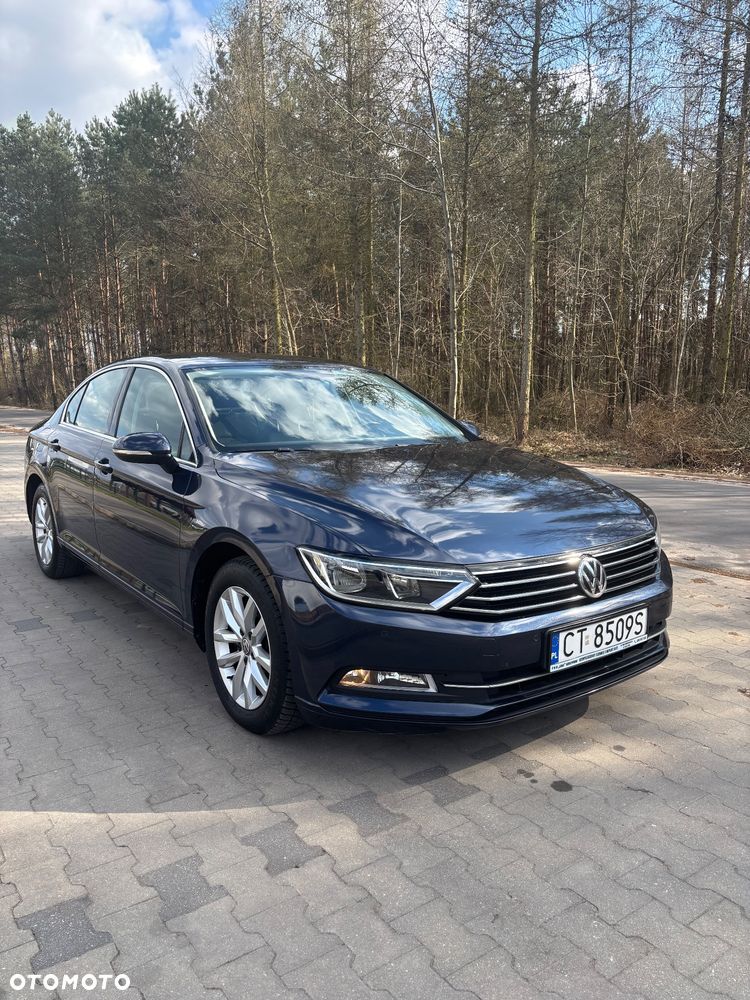 Volkswagen Passat 2.0 TDI SCR DSG Comfortline - 3