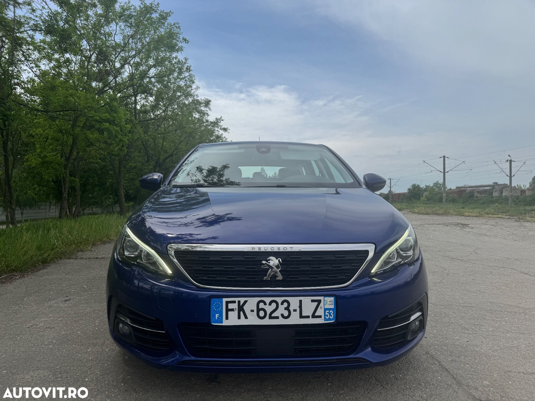 Peugeot 308 SW BlueHDi 100 Stop & Start Active Pack - 1