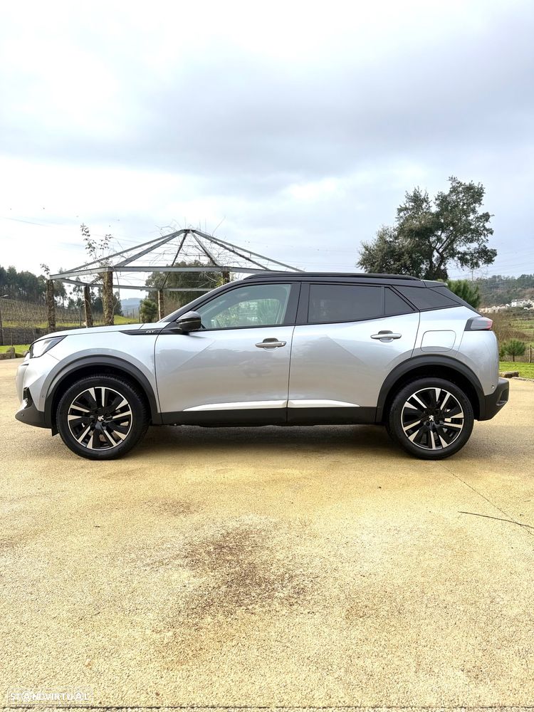 Peugeot 2008 PureTech 130 EAT8 GT Pack - 4