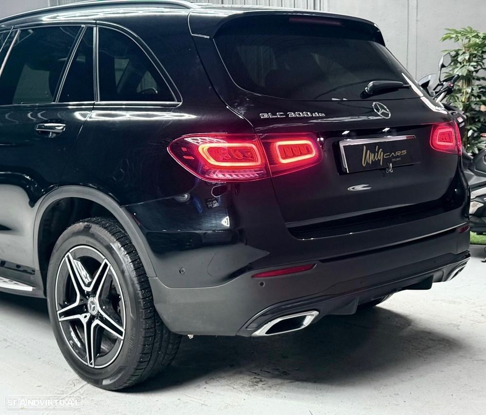 Mercedes-Benz GLC 300 de Coupe 4Matic 9G-TRONIC AMG Line - 5