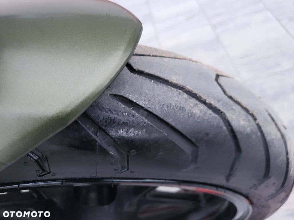 Kawasaki Versys 650 - 16