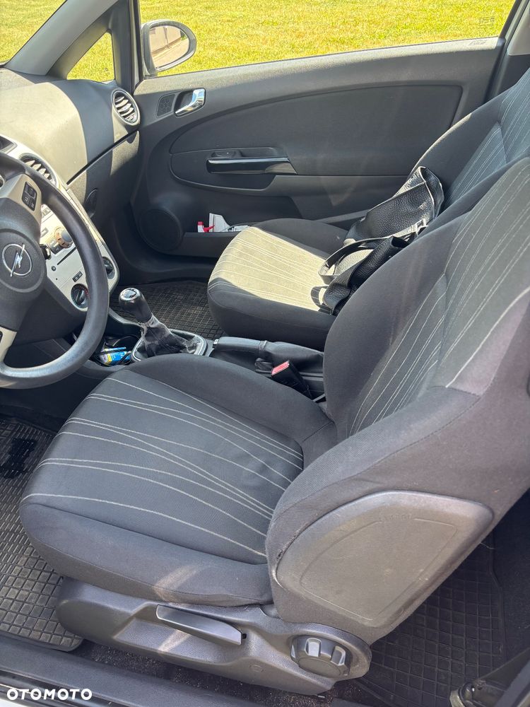 Opel Corsa 1.0 12V - 8