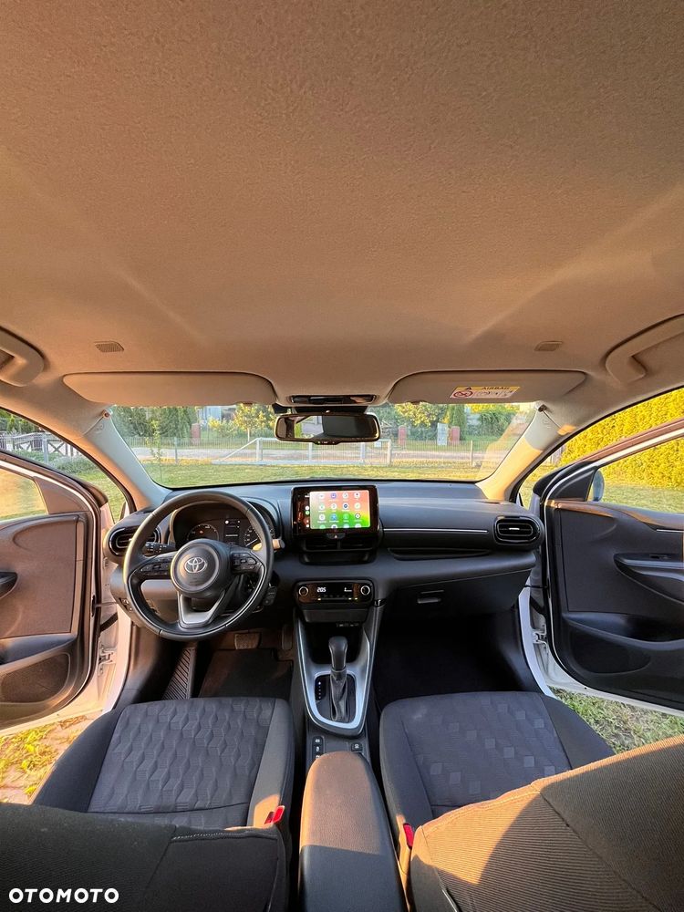 Toyota Yaris - 24