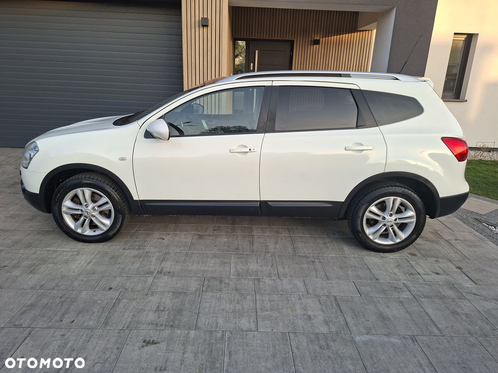 Nissan Qashqai+2 - 5