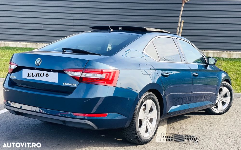 Skoda Superb 2.0 TDI DSG Premium Edition - 4