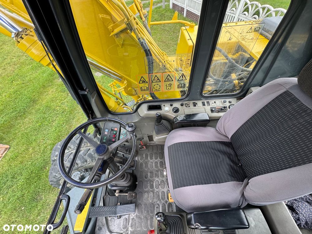 Komatsu PW 130 - 5