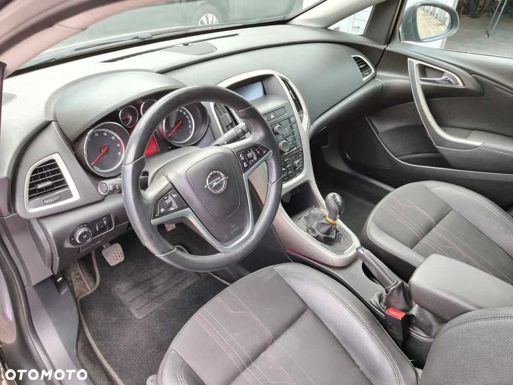 Opel Astra 1.4 Turbo - 17