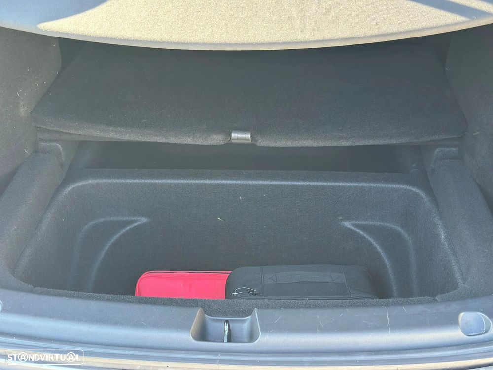 Tesla Model Y Long Range Tração Integral - 12