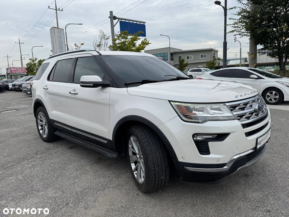 Ford Explorer - 2