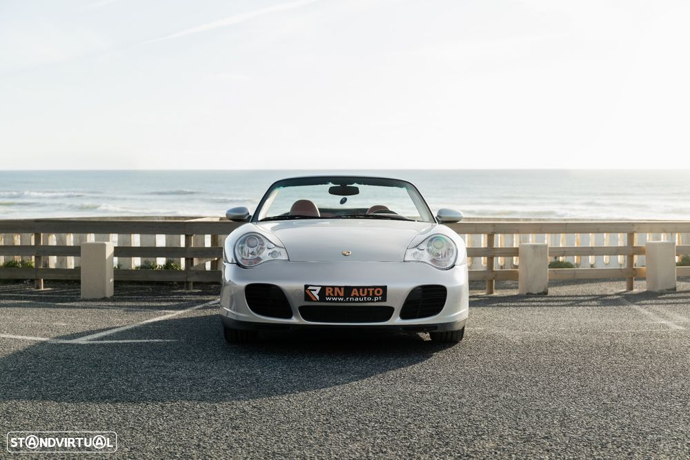 Porsche 911 (996) Carrera 4 Cabrio - 2