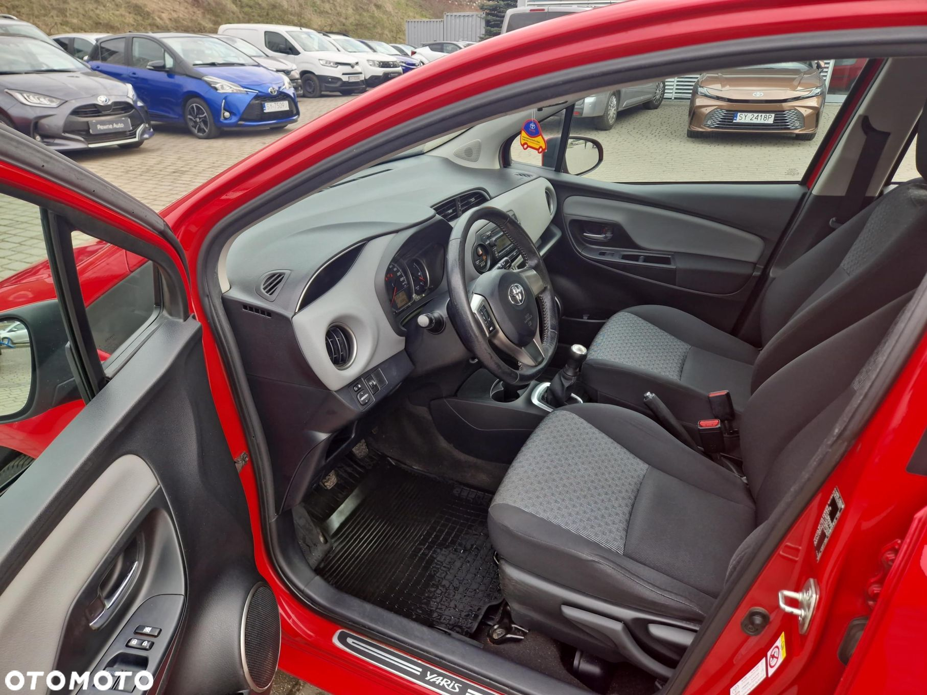 Toyota Yaris 1.0 Active EU6 - 13