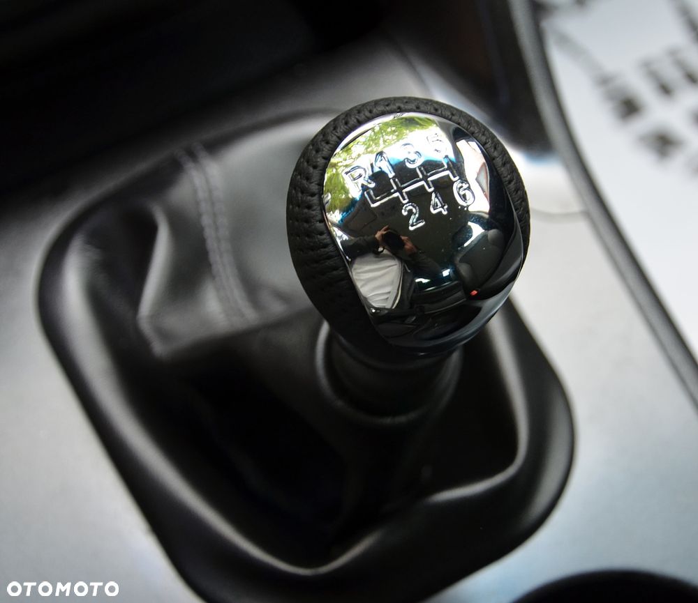 Hyundai ix35 1.6 2WD Style - 17