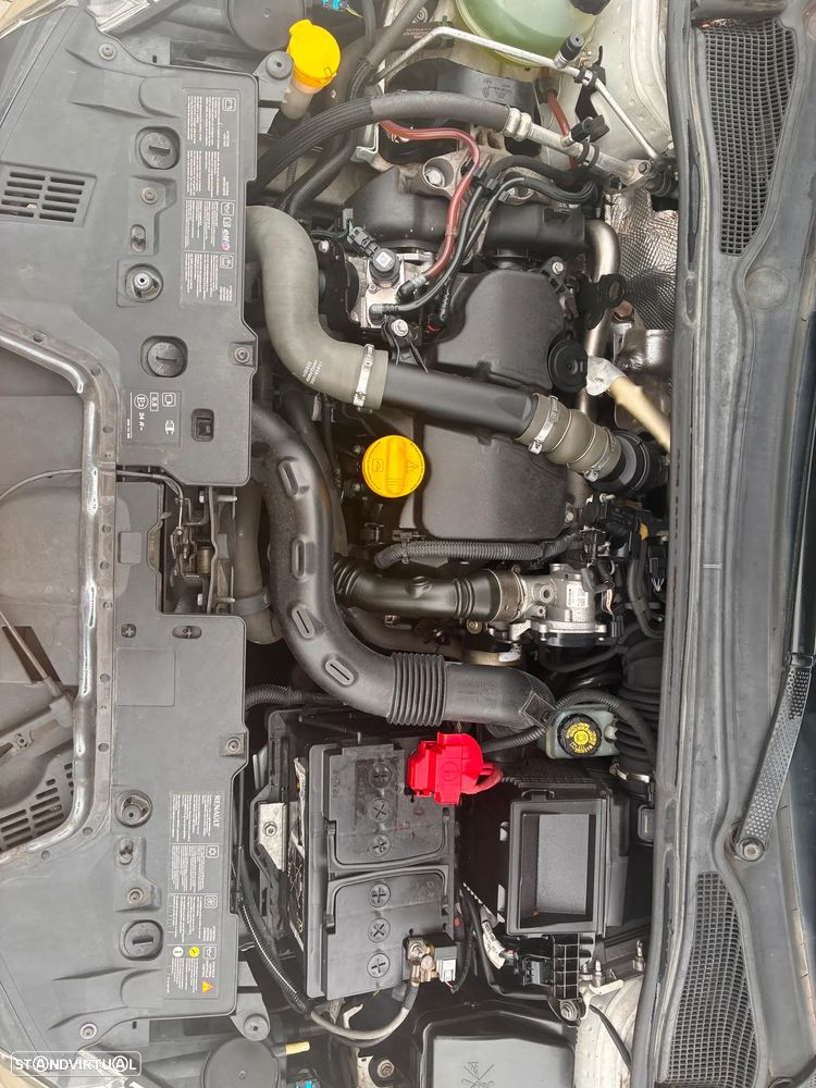 Renault Clio Sport Tourer 1.5 dCi - 32
