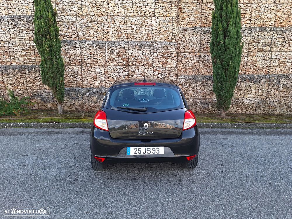 Renault Clio 1.5 dCi Dynamique 98g - 5
