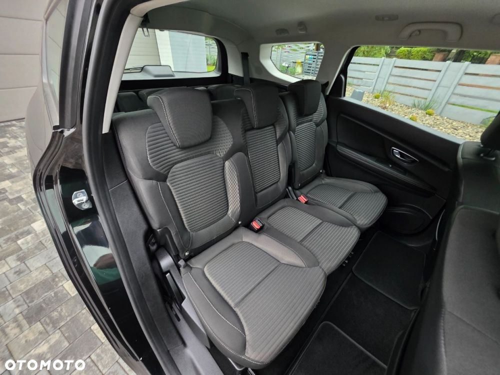 Renault Grand Scenic - 22