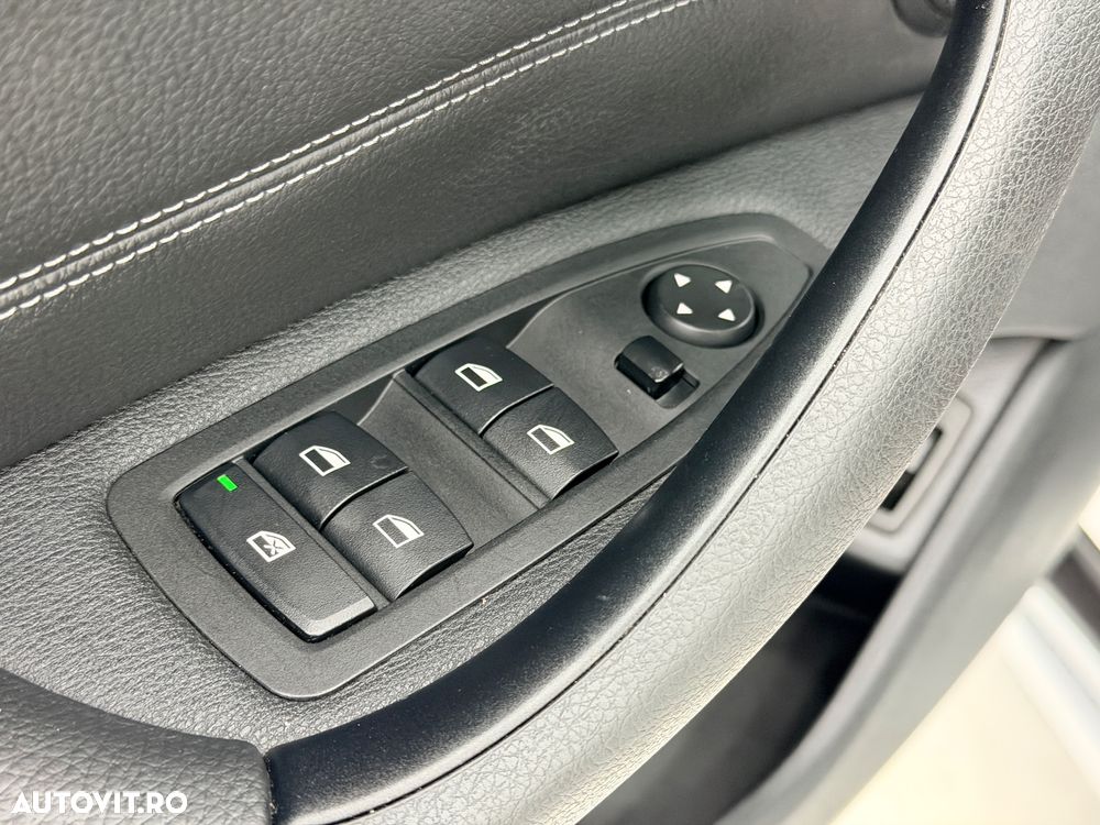 BMW X1 sDrive16d Advantage - 11