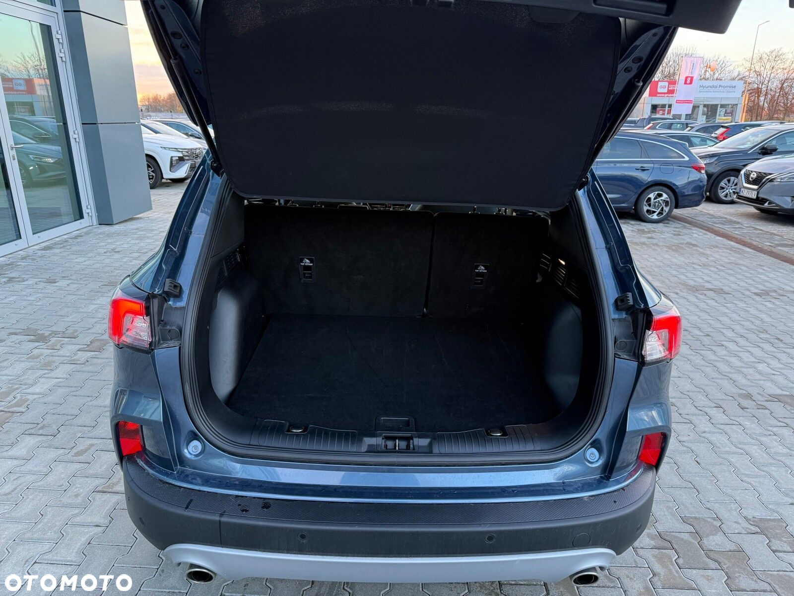 Ford Kuga 1.5 EcoBoost FWD Titanium - 13