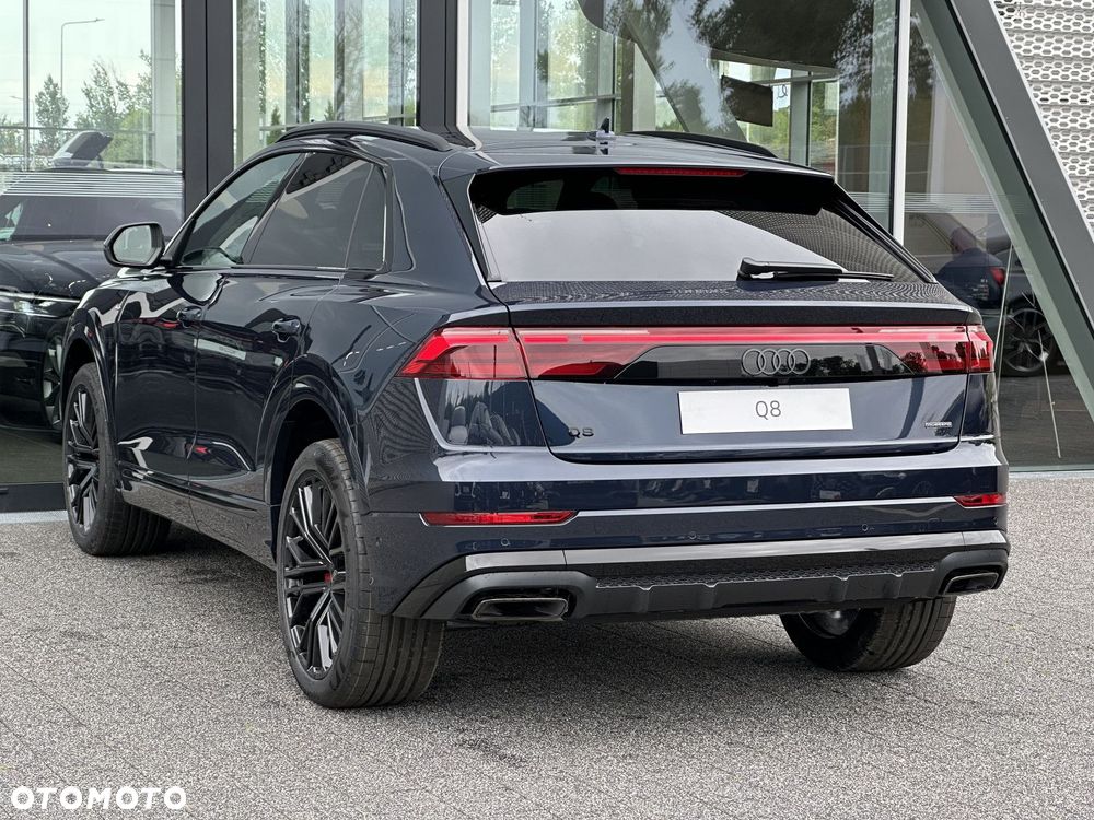 Audi Q8 - 9