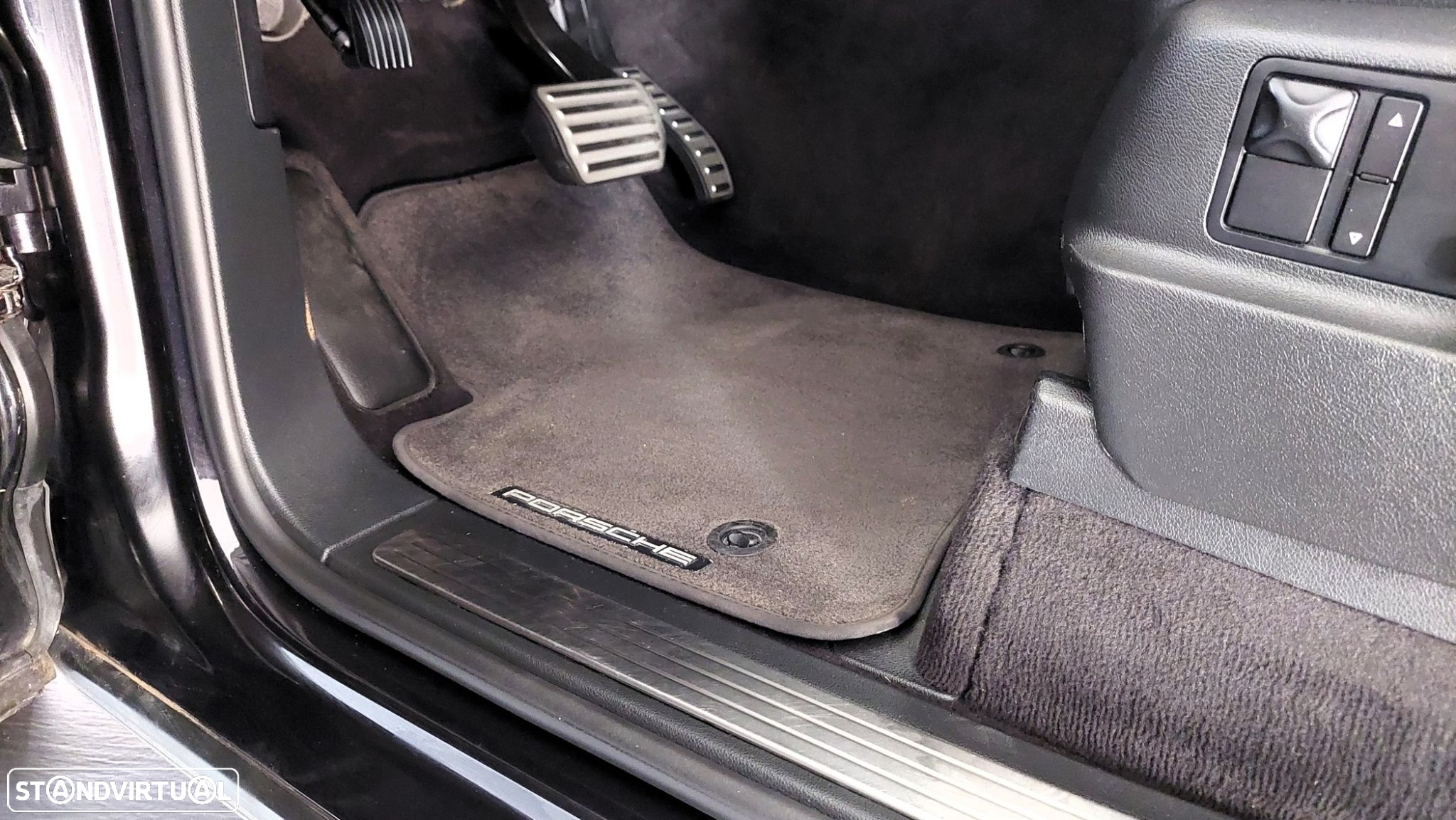 Porsche Cayenne S Tiptronic - 10