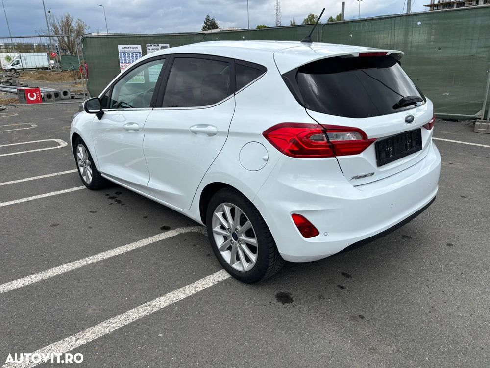 Ford Fiesta 1.0 EcoBoost Powershift Titanium - 6