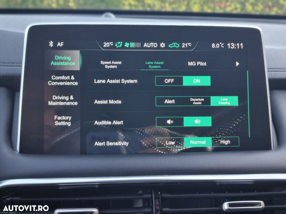 MG EHS PHEV Luxury - 28