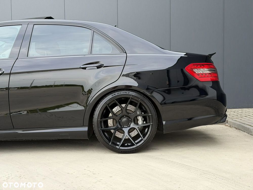 Mercedes-Benz Klasa E 63 AMG AMG Speedshift 7G-MCT - 16