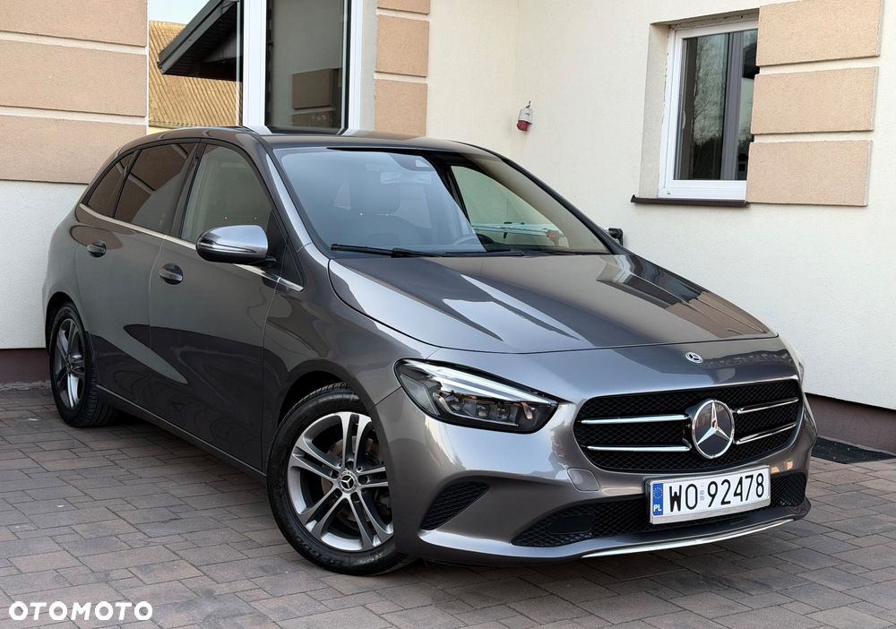 Mercedes-Benz Klasa B 180 7G-DCT Progressive - 11