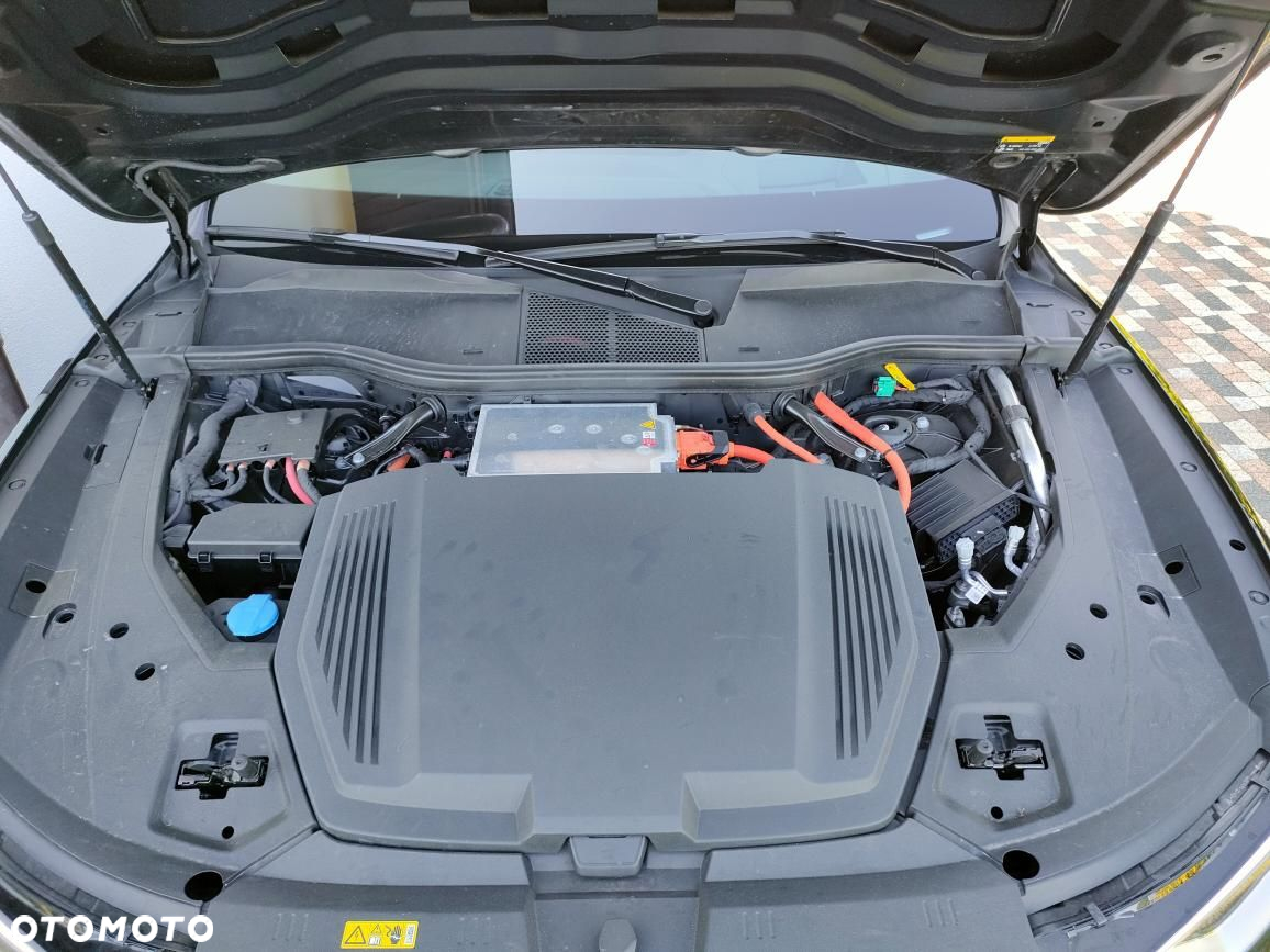 Audi e-tron 55 Quattro S Line - 26
