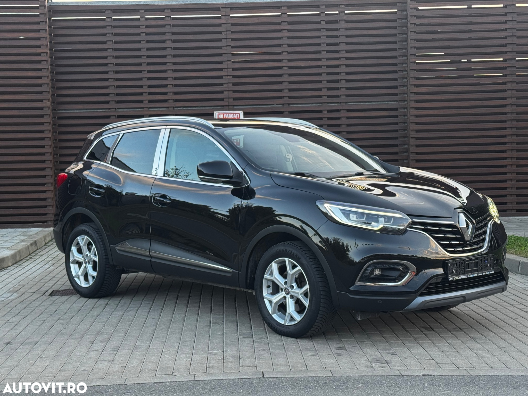 Renault Kadjar TCe 160 GPF BOSE EDITION - 12
