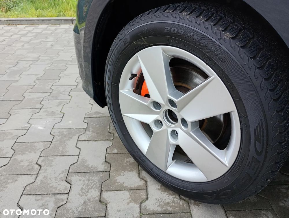 Volkswagen Golf 1.0 TSI Trendline - 18