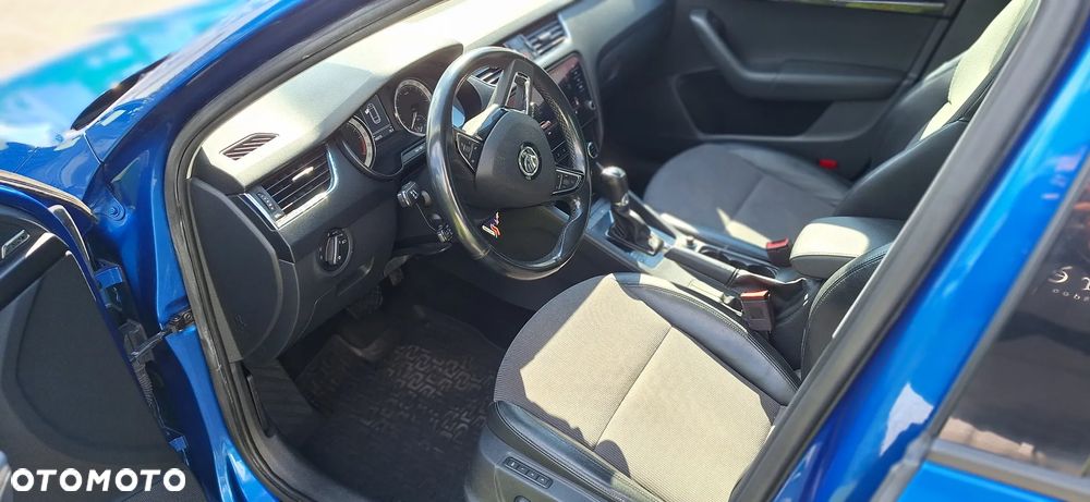 Skoda Octavia 2.0 TDI SCR Style DSG - 28