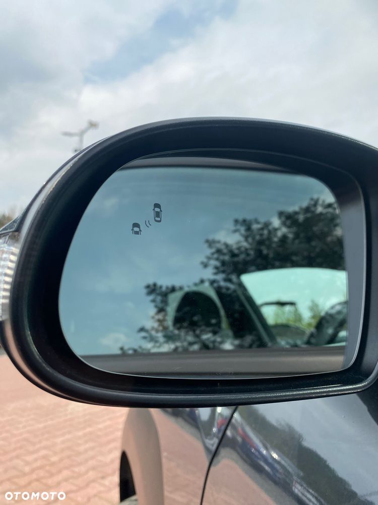 Hyundai Kona - 9