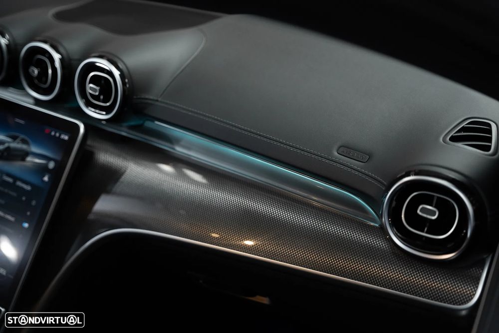 Mercedes-Benz C 300 d AMG Line - 26