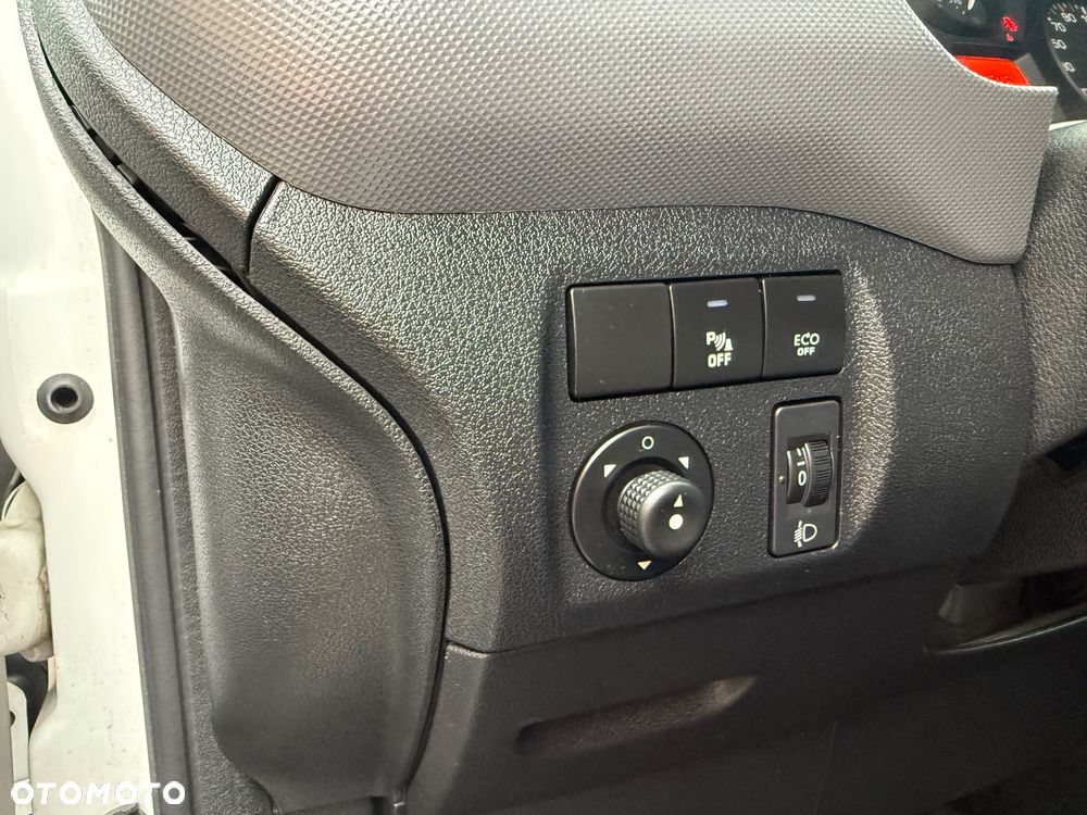 Peugeot Partner - 15