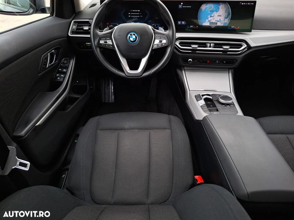 BMW Seria 3 320e AT PHEV - 13