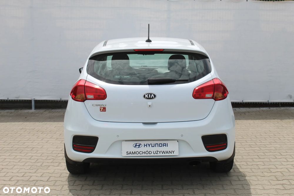 Kia Ceed 1.6 GDI M - 4