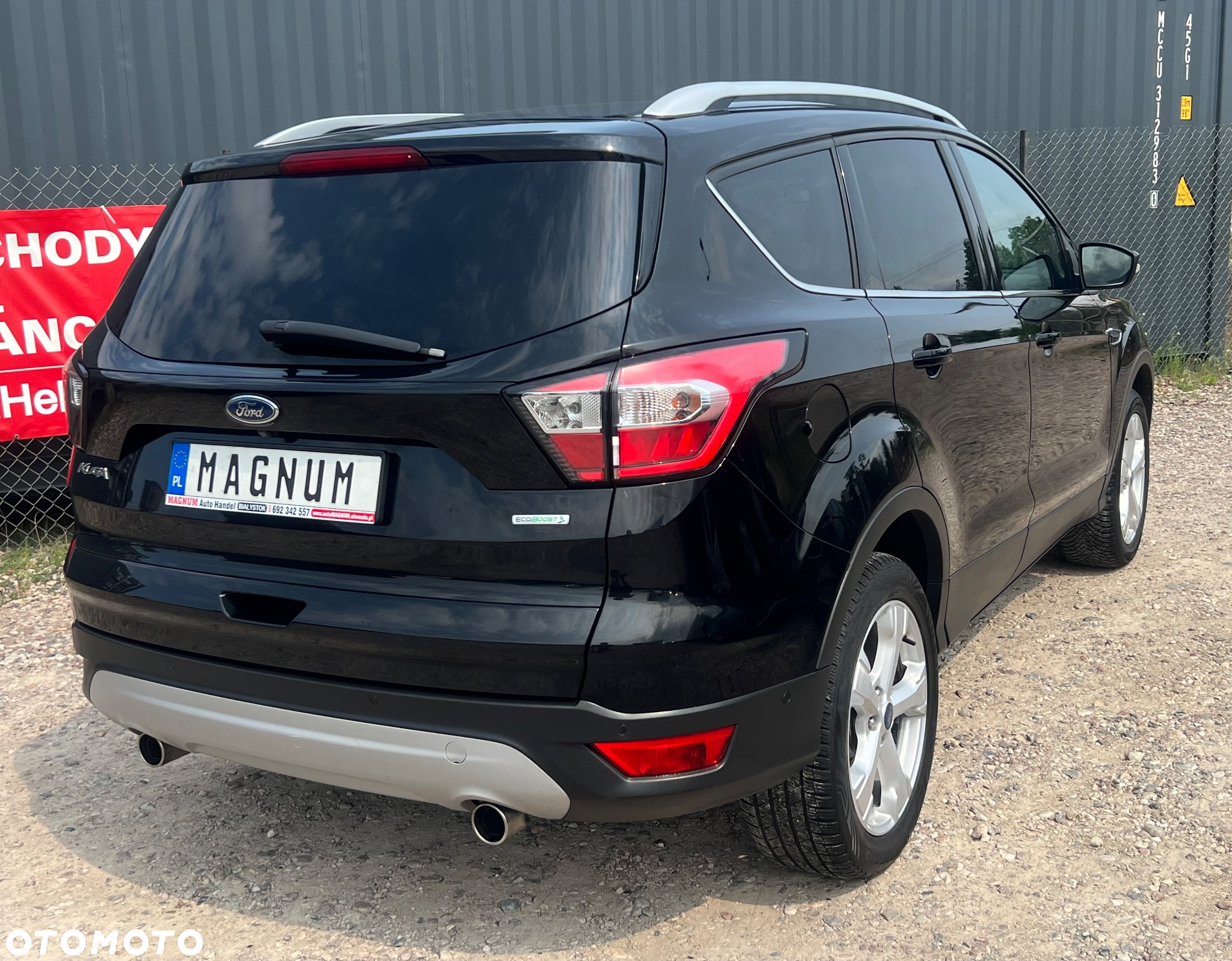 Ford Kuga 1.5 EcoBoost FWD Titanium - 36