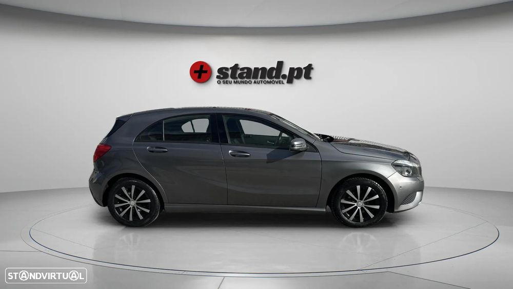 Mercedes-Benz A 180 d 7G-DCT Urban - 4
