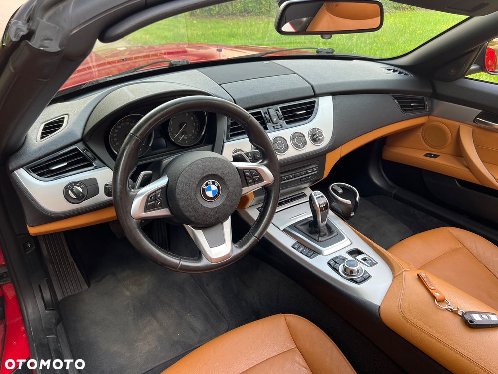BMW Z4 sDrive28i - 17