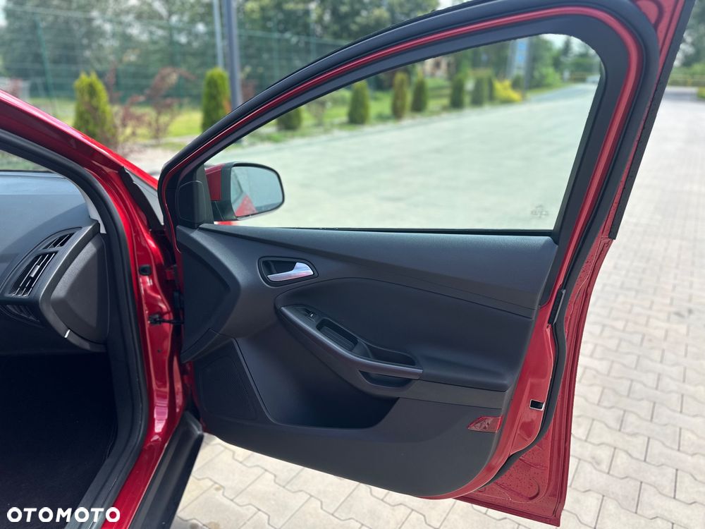 Ford Focus - 16