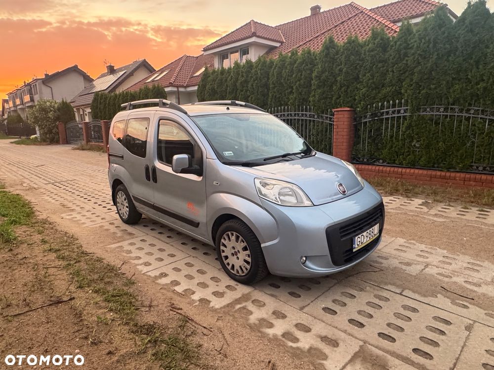 Fiat Fiorino Kombi 8V Elegant - 3