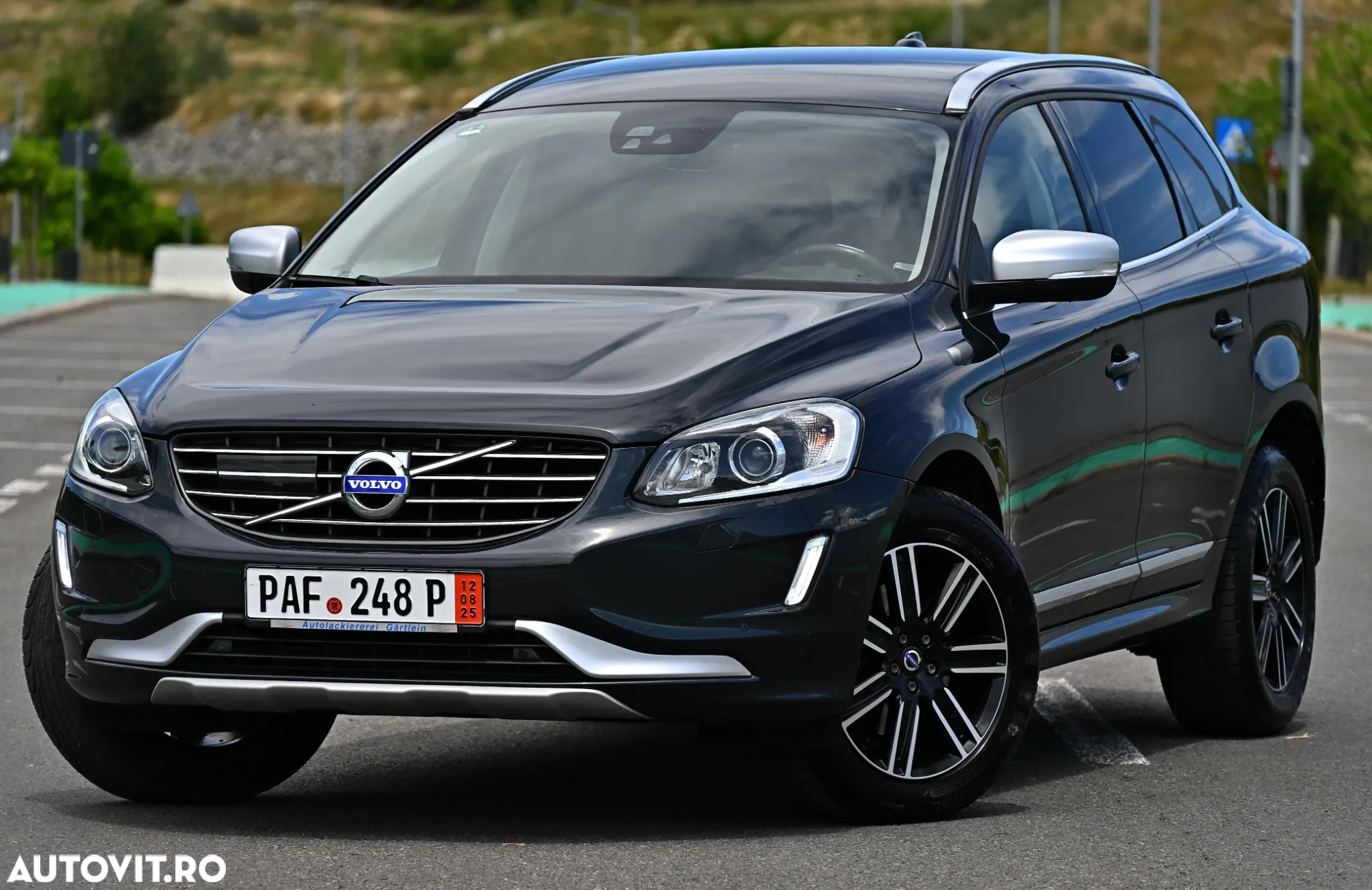 Volvo XC 60 D5 AWD Geartronic Summum - 14